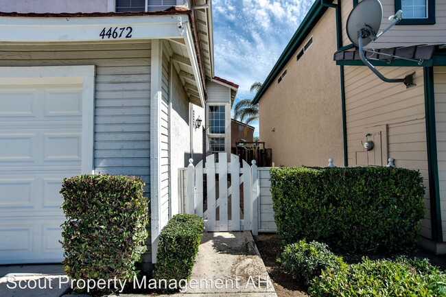 Building Photo - 3 br, 2.5 bath House - 44672 Ashbury Place