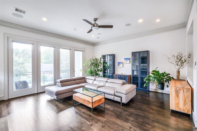 Foto del edificio - 1806 Ridgewood St