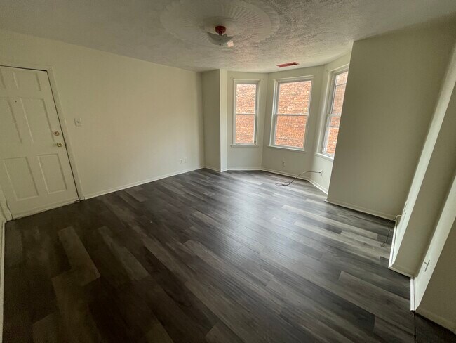 Sala de estar - 125 14th St