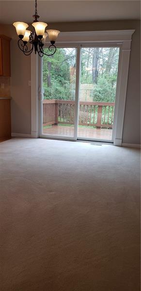 Foto del edificio - 6943 Spring Valley Ln