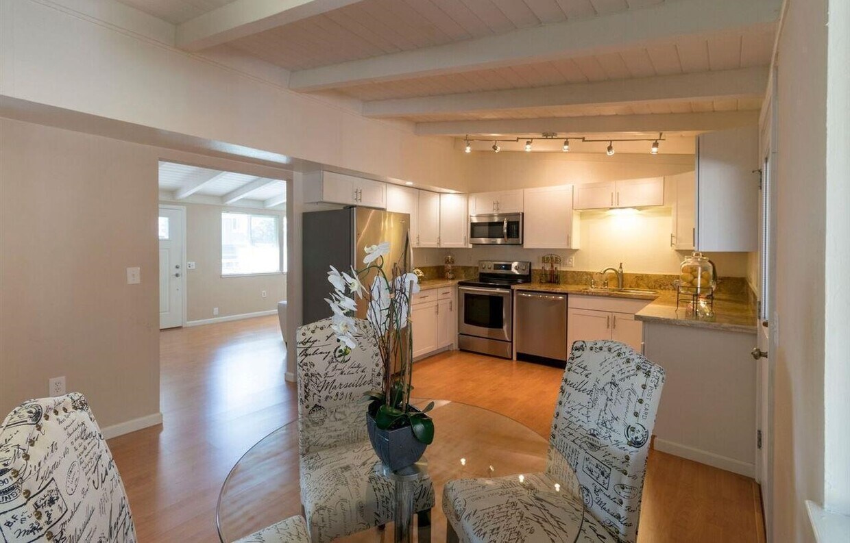 Foto principal - 1443 La Vista Ave