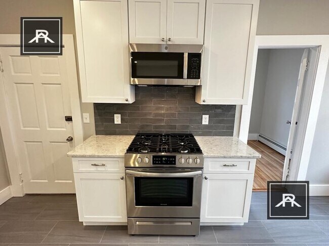 Building Photo - 4 bedroom in Allston MA 02134