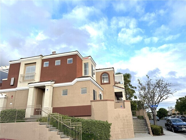 Foto del edificio - 88 Mission Ct