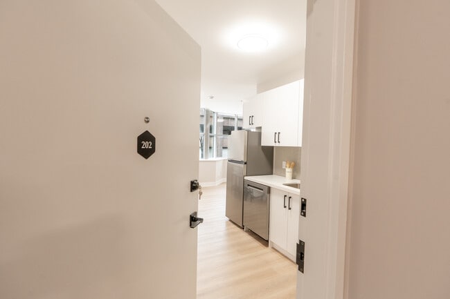 Building Photo - 376 Lofts - Modern Living in the Heart of ...