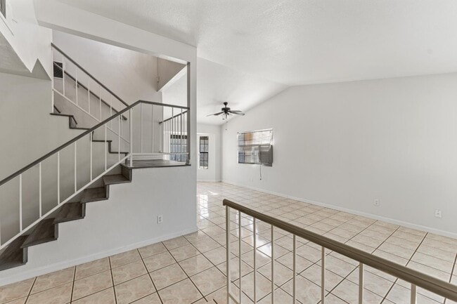 Building Photo - 24363 Comfort Ct