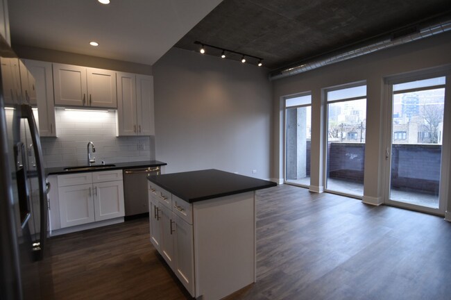 Foto del edificio - 3803 N Broadway St