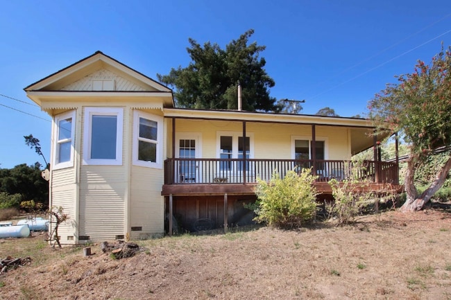 Foto del edificio - 48 Valley View Rd