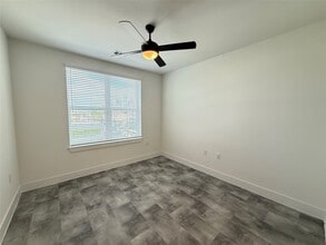 Building Photo - 2520 Washington Ave