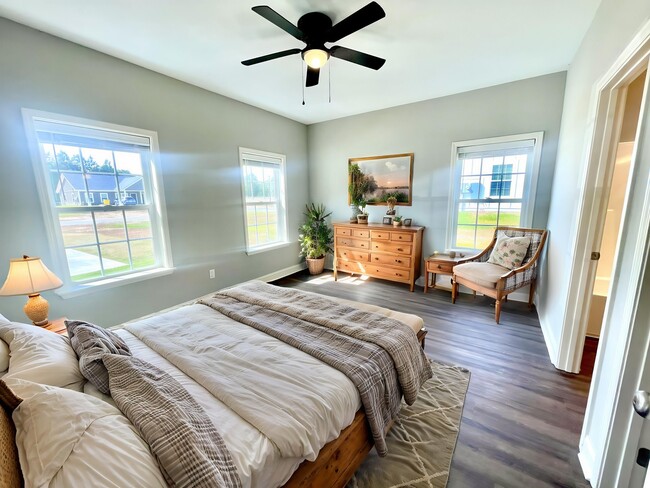 Foto del edificio - 242 Firefly Ln