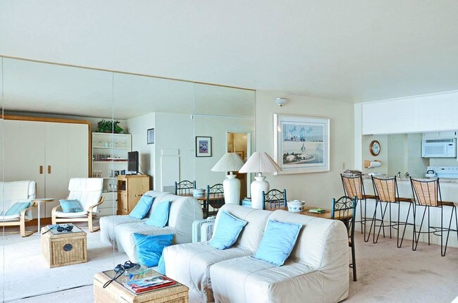 Foto del edificio - 1750 E Ocean Blvd