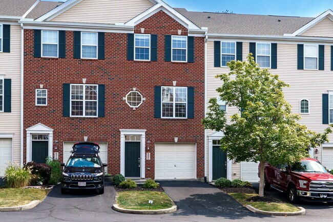 Foto del edificio - 4321 Straight Arrow Rd