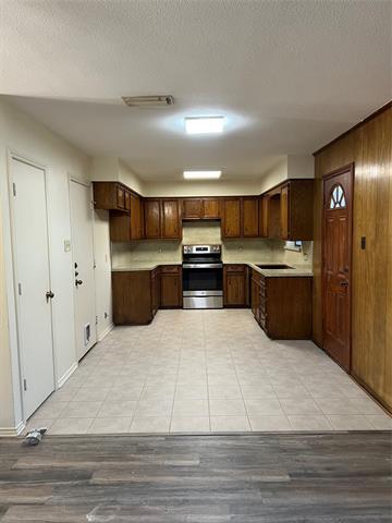 Foto del edificio - 408 Renfro St