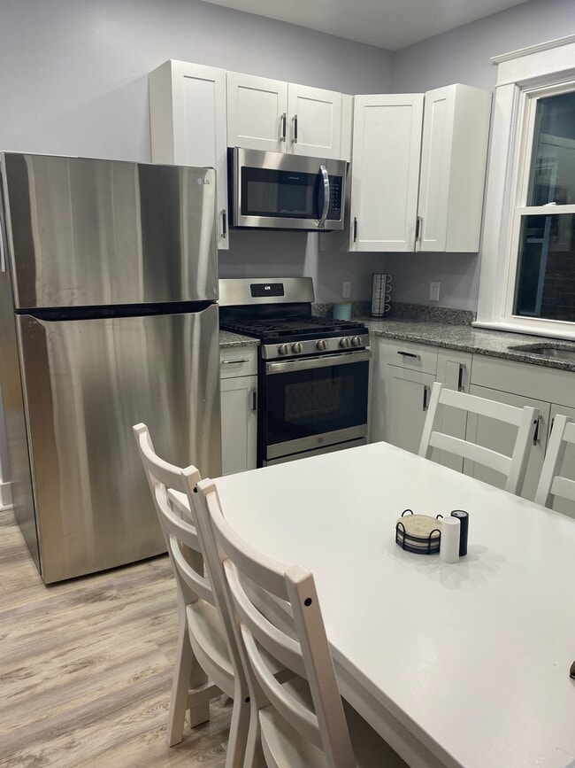 Building Photo - 2236 13th St