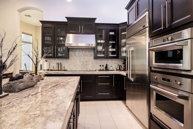 Foto del edificio - Stunning UPGRADED Furnished Home in Chandler!!!