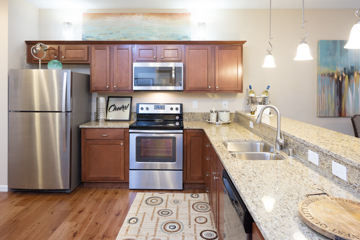 Stainless Steel Appliances - The Villages of Independence