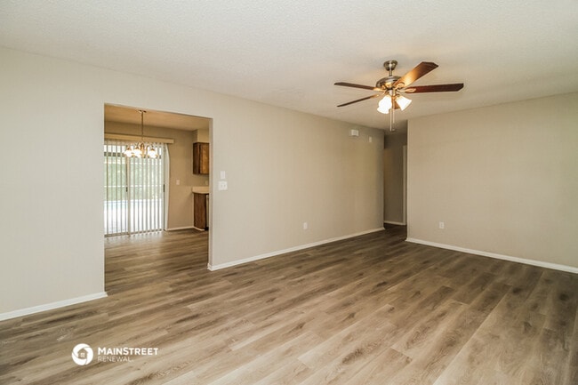 Building Photo - 111 Borada Rd