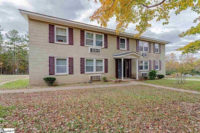Building Photo - 201 Chandler Dr