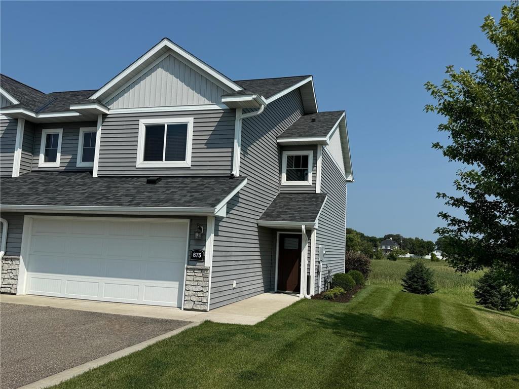 Foto principal - 675 Roberts Rd