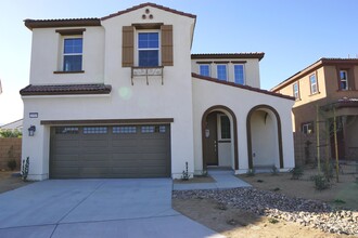 Building Photo - 35505 Sereno Ln