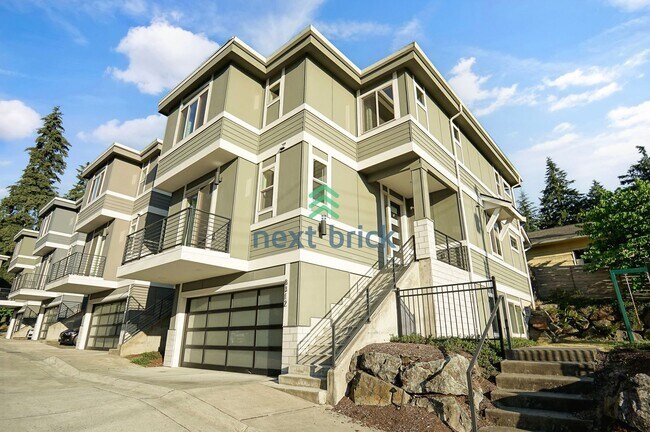 Building Photo - 4 Bed 4 Bath for Rent in Kirkland!