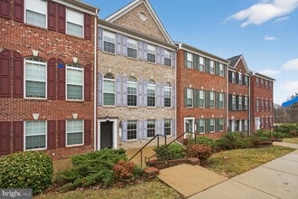 Building Photo - 3711 Chippendale Cir