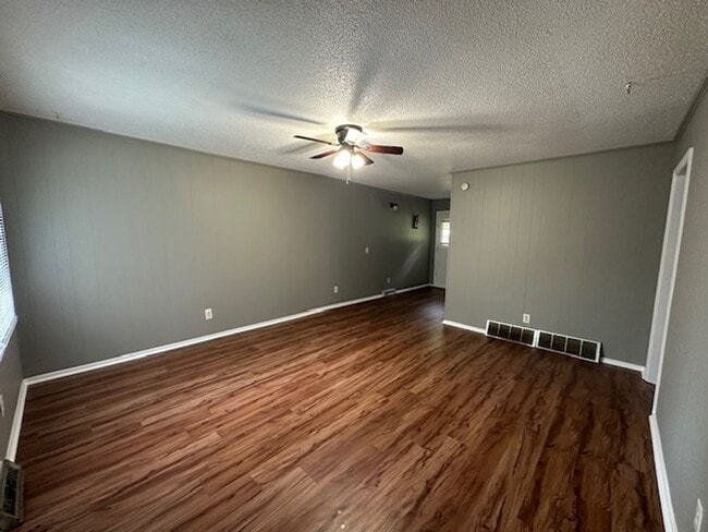 Interior Photo - Cedar Lane Cottages