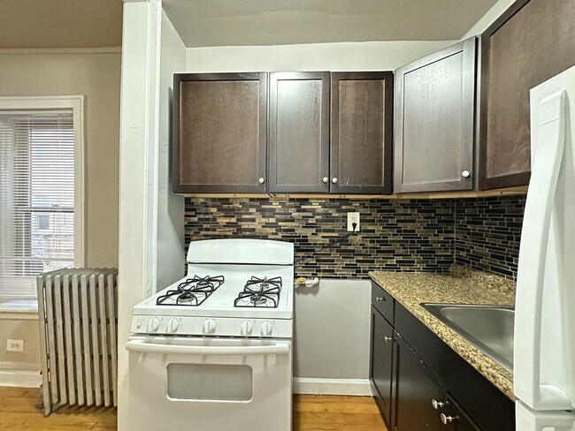 Foto del edificio - 4265 W Addison St