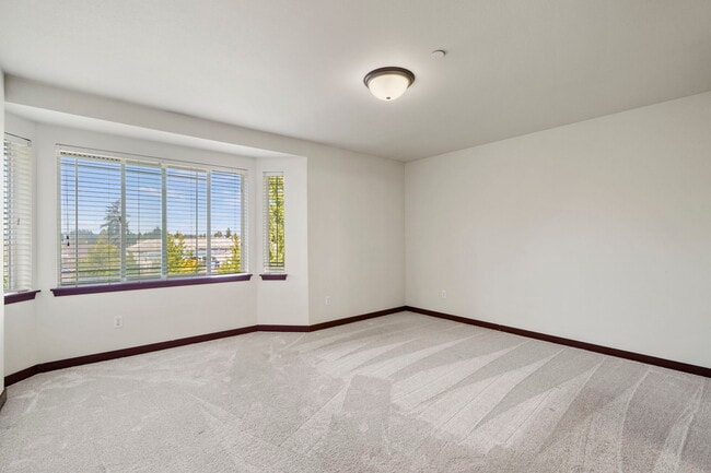Building Photo - Beautiful Townhomes