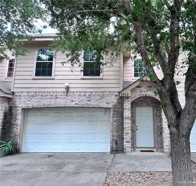 Foto principal - 1613 Phoenix St