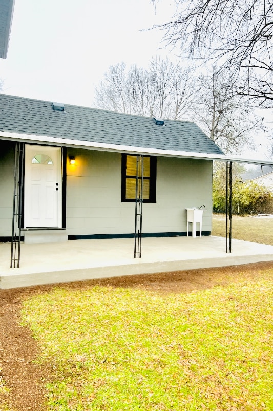 Building Photo - 4932 Roanoke St