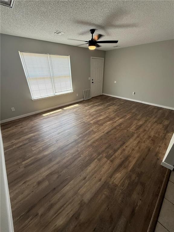 Foto del edificio - 3402 SW Victoria Pl