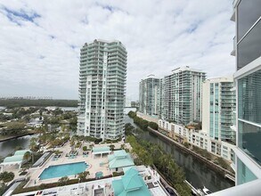 Building Photo - 16400 Collins Ave