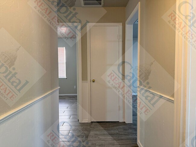 Building Photo - 4605 NW 60th St