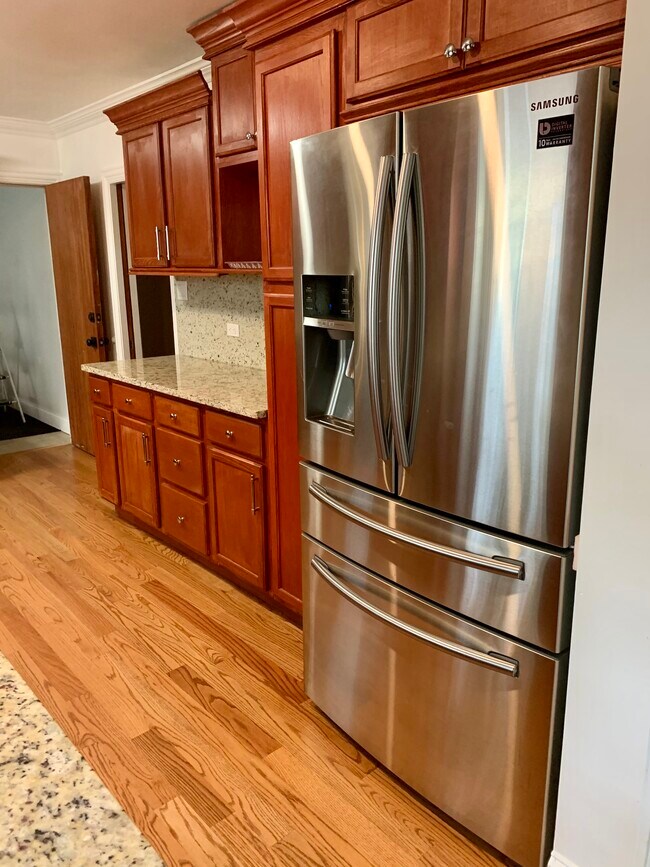 Kitchen - 141 Dodge Ave