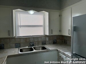 Building Photo - 1815 Candlelight Ln