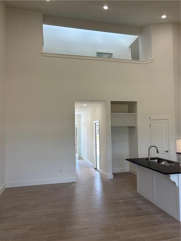 Foto del edificio - 431 Amethyst Rd