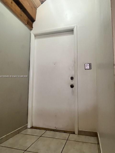 Foto del edificio - 497 N University Dr
