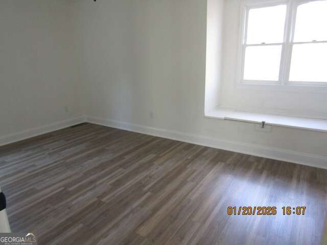 Foto del edificio - 512 Juniper Way