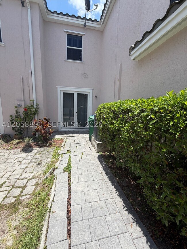 Building Photo - 17089 SW 93rd St