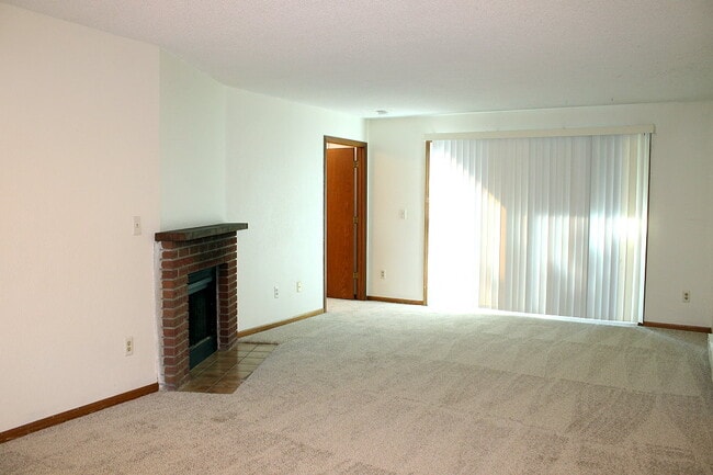 Foto del edificio - 1231 W Swallow Rd