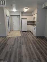 Building Photo - 736 Old Albert St