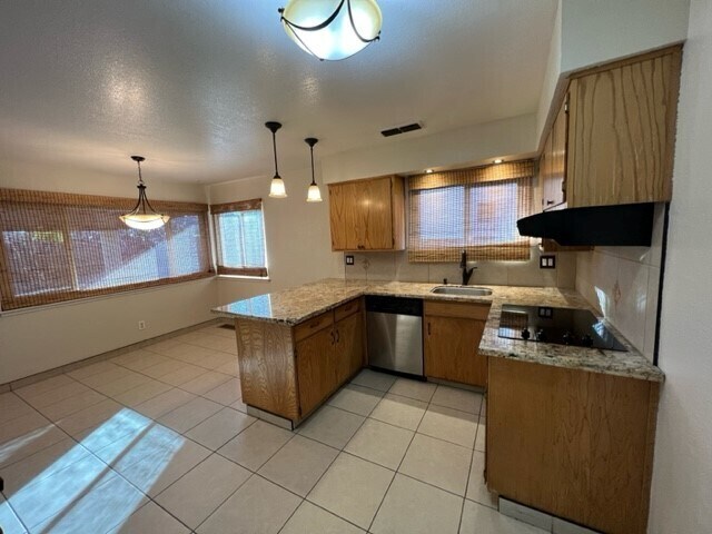 Building Photo - Beautiful 3 bedroom 1.5 bathroom home in S...