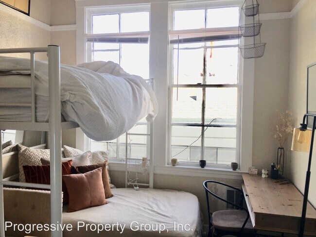 Foto del edificio - 585 Birch St