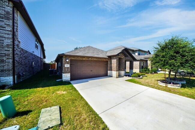 Foto del edificio - Gorgeous 4-Bedroom Home in Westpointe East - Realtor Commission: $500