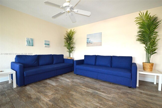Foto del edificio - 1451 N 12th Ct