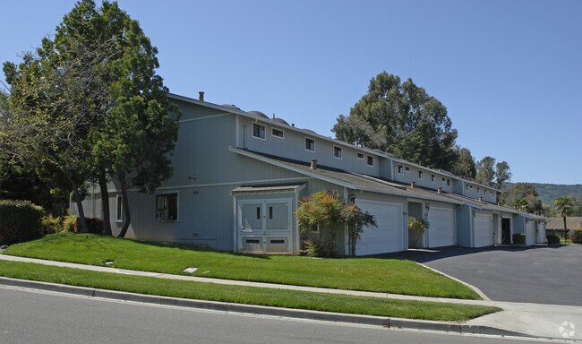 Building Photo - 5656-5662 Sonoma Dr