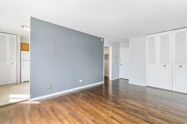 Foto del edificio - 6021 N Winthrop Ave