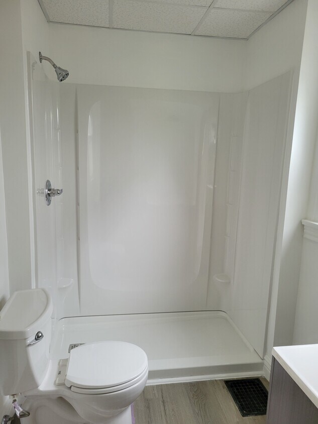 Bathroom - 1130 Rutledge Ave