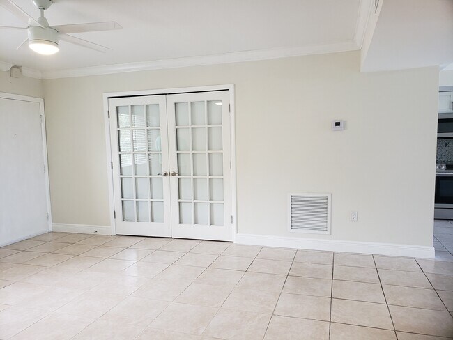 Living Area - 8025 SW 107th Ave
