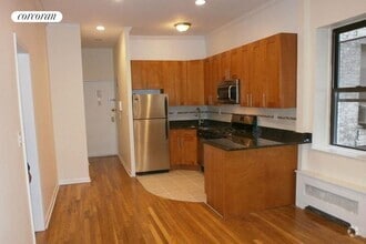 Building Photo - 152 E 35th St